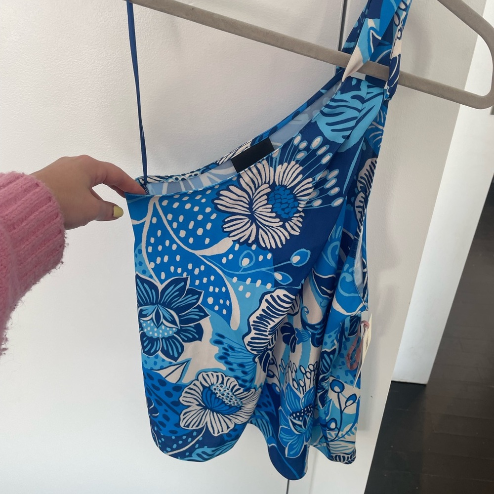 NWT Alex Marie Blue Floral One-Shoulder Top Sz S - Picture 3 of 6